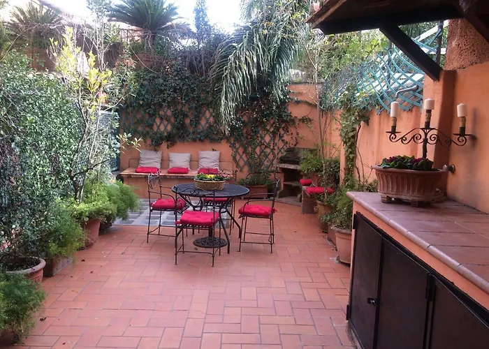 Tatil Evi Cedro Terrace&jacuzzi - Loft In Trastevere Roma